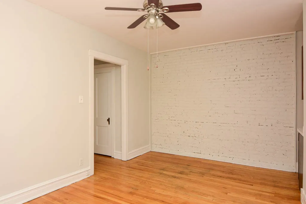 953 W Cornelia Ave, , 60657, USA 60657-unit#2D-Chicago-IL