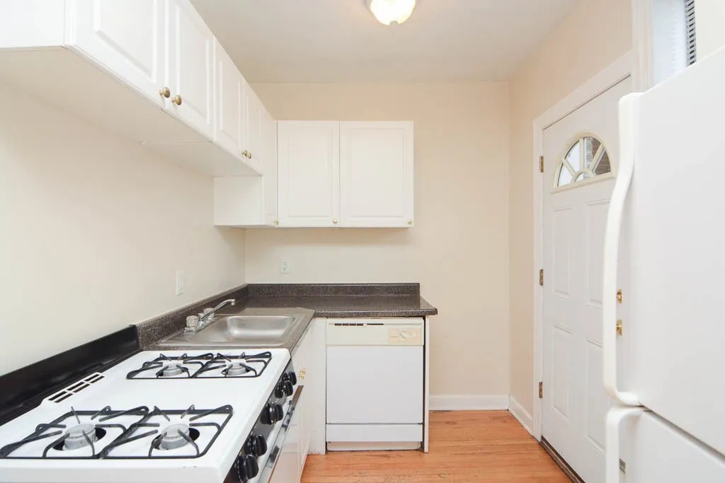 1103 W Wellington Ave, ,  60657, USA 60657-unit#3-Chicago-IL