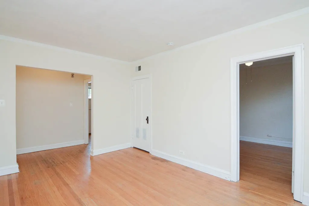 1103 W Wellington Ave, ,  60657, USA 60657-unit#3-Chicago-IL