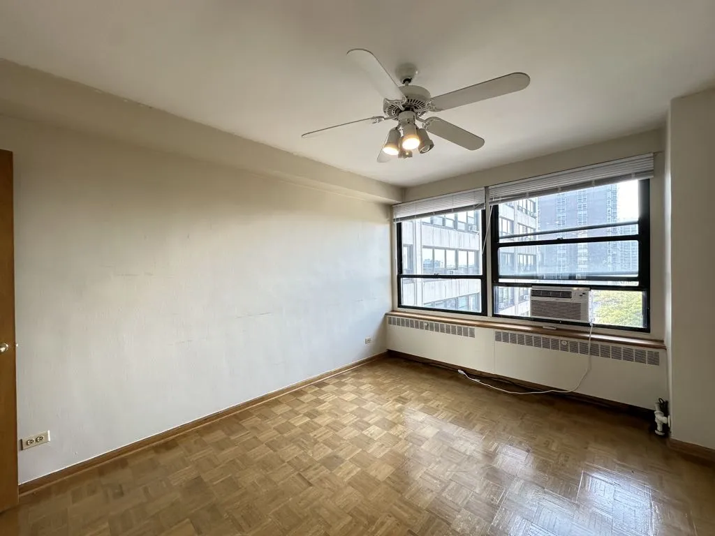 4180 N Marine Dr, ,  60613, USA 60613-unit#908-Chicago-IL