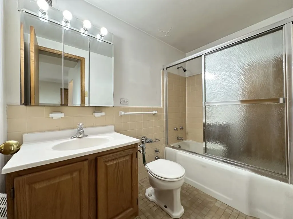 4180 N Marine Dr, ,  60613, USA 60613-unit#908-Chicago-IL