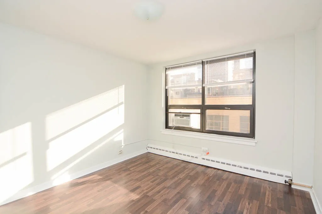 445 W Wellington Ave, ,  60657, USA 60657-unit#2E-Chicago-IL