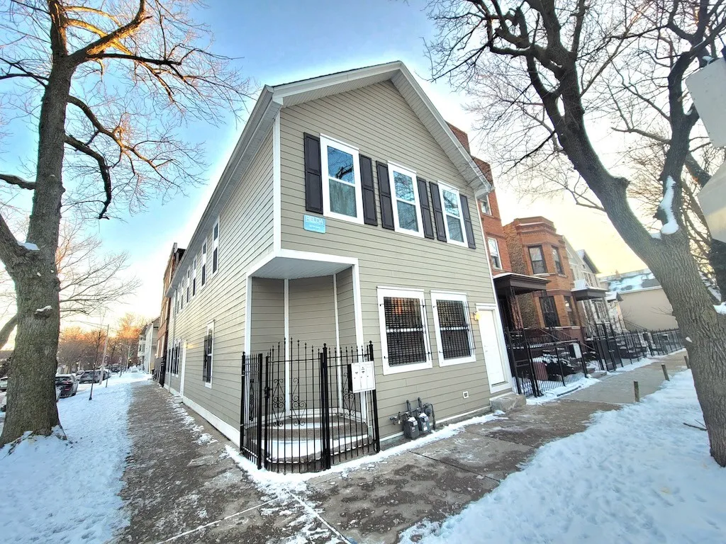 2101 W Fletcher St, , 60618, USA 60618-unit#1-Chicago-IL