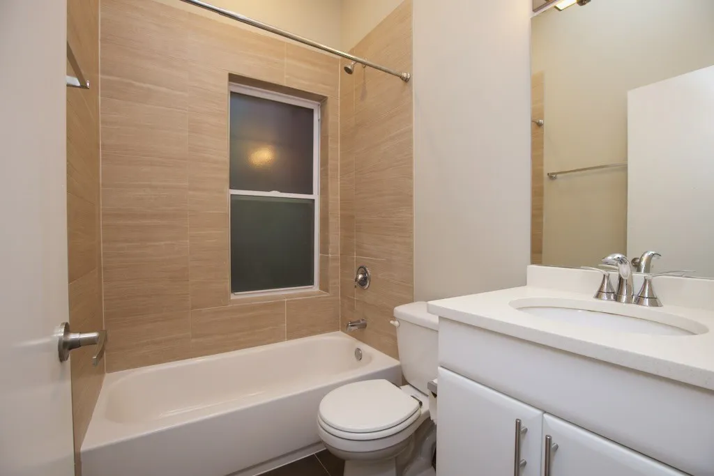 2101 W Fletcher St, ,  60618, USA 60618-unit#1-Chicago-IL