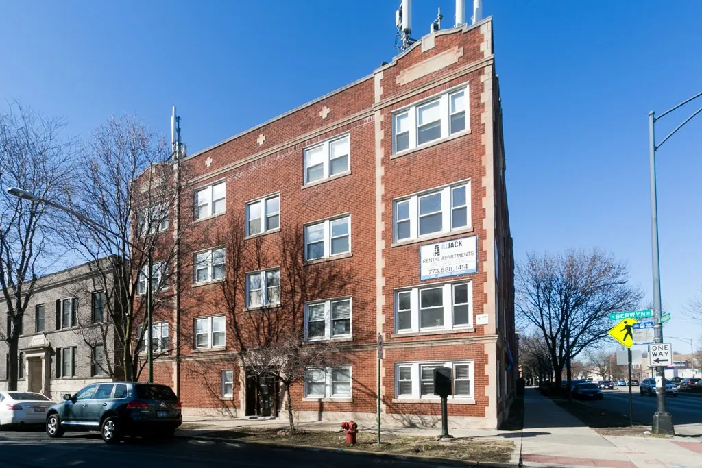 1604 W Berwyn Ave, , 60640, USA 60640-unit#2-Chicago-IL