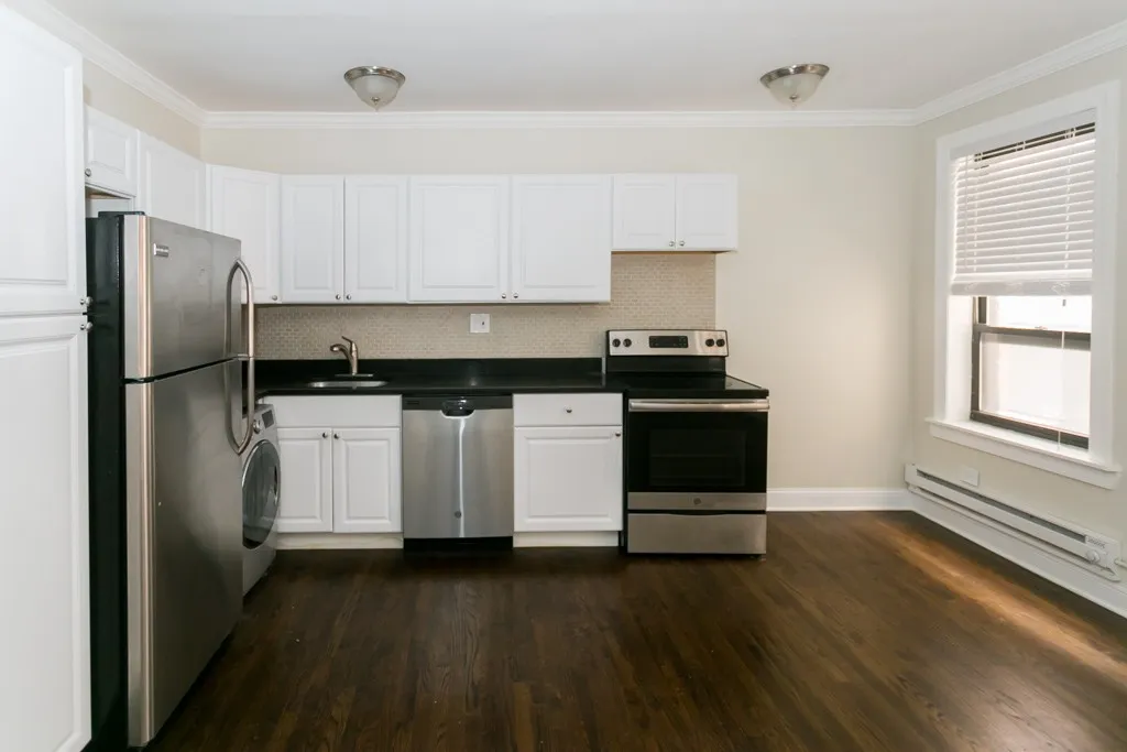 3345 N Marshfield Ave, ,  60657, USA 60657-unit#309-Chicago-IL