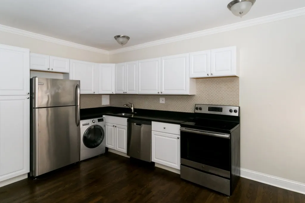 3345 N Marshfield Ave, ,  60657, USA 60657-unit#309-Chicago-IL