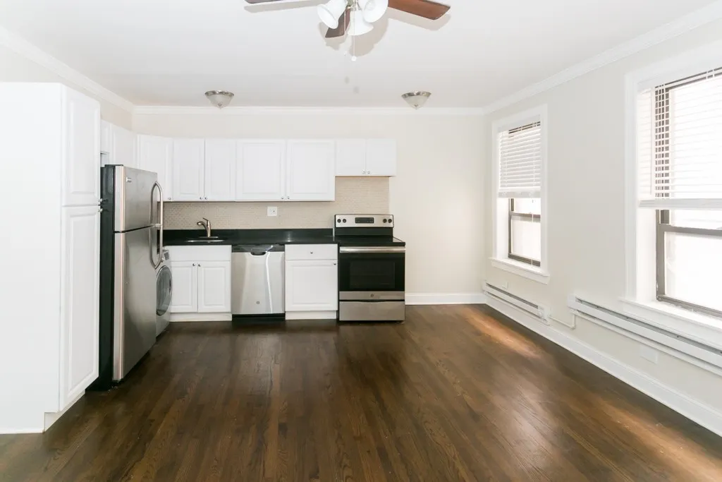 3345 N Marshfield Ave, ,  60657, USA 60657-unit#309-Chicago-IL