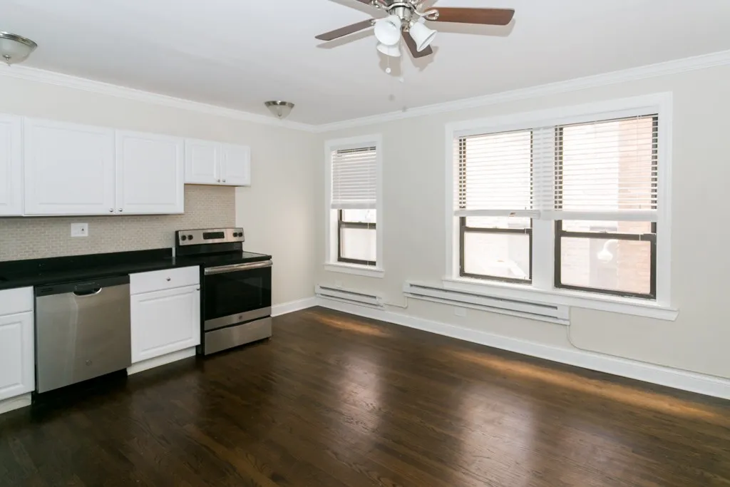 3345 N Marshfield Ave, ,  60657, USA 60657-unit#309-Chicago-IL