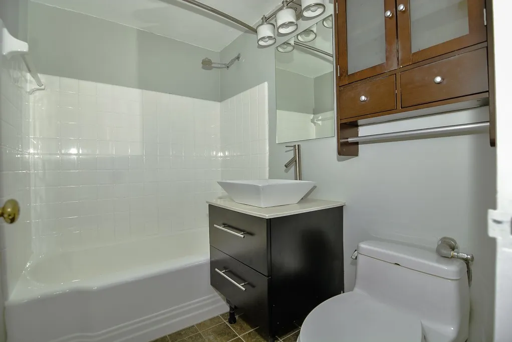 445 W Wellington Ave, ,  60657, USA 60657-unit#11G-Chicago-IL