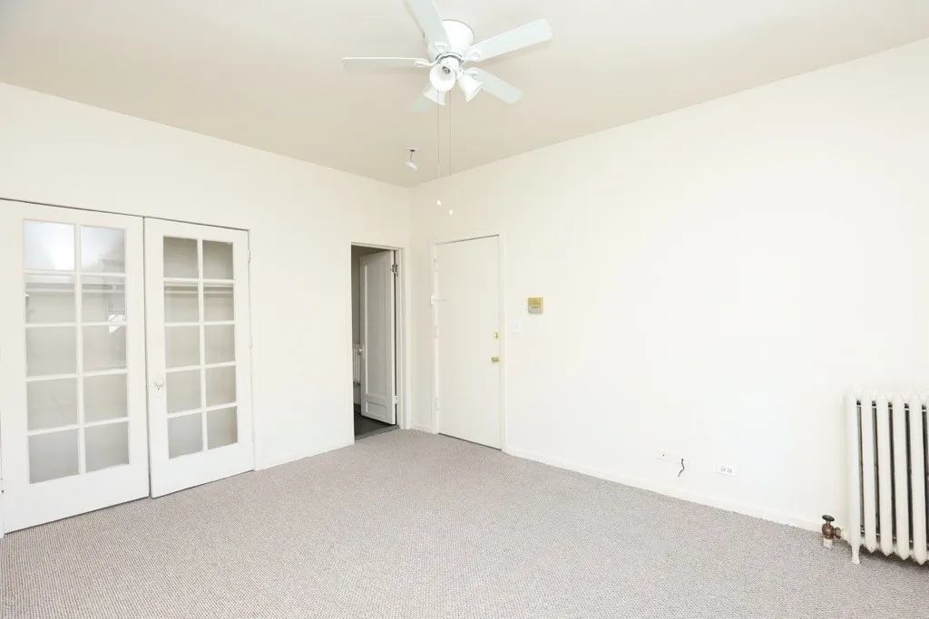 3957 W Irving Park Rd, ,  60641, USA 60618-unit#206-Chicago-IL