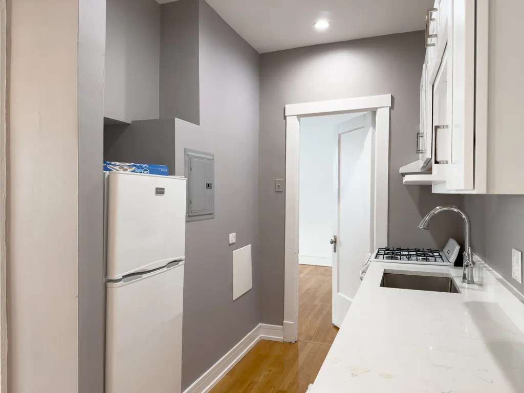 441 W Melrose St, ,  60657, USA 60657-unit#2B-Chicago-IL