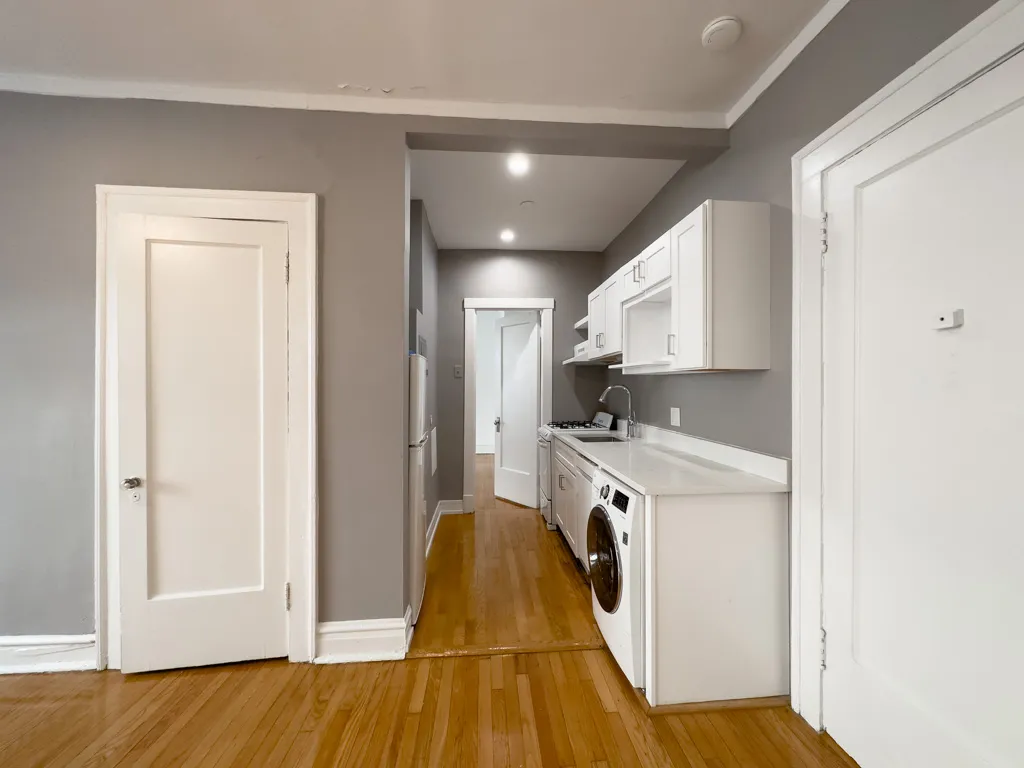441 W Melrose St, ,  60657, USA 60657-unit#2B-Chicago-IL