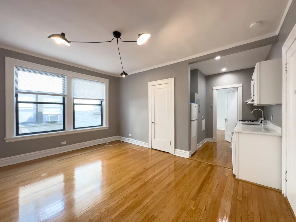 441 W Melrose St, ,  60657, USA 60657-unit#2B-Chicago-IL
