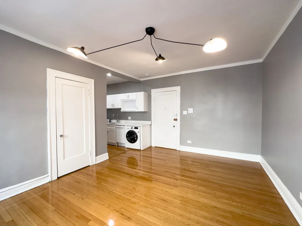 441 W Melrose St, ,  60657, USA 60657-unit#2B-Chicago-IL