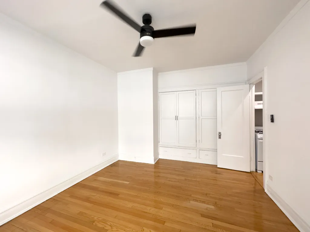 441 W Melrose St, ,  60657, USA 60657-unit#2B-Chicago-IL