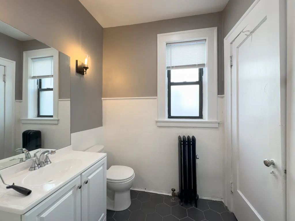 441 W Melrose St, ,  60657, USA 60657-unit#2B-Chicago-IL