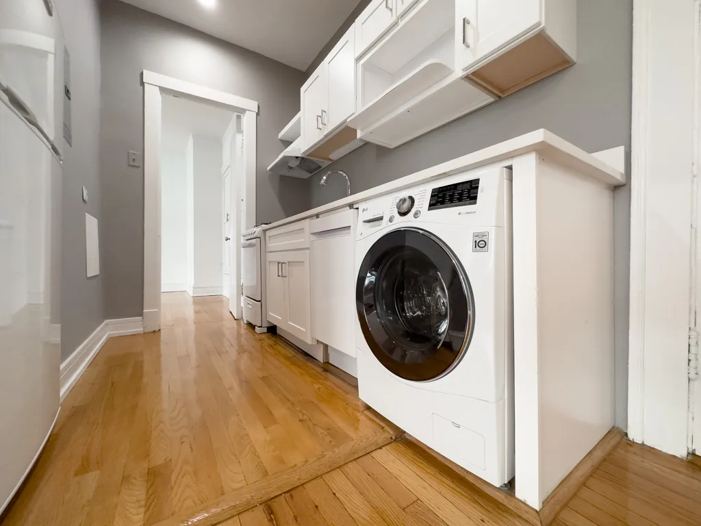441 W Melrose St, ,  60657, USA 60657-unit#2B-Chicago-IL