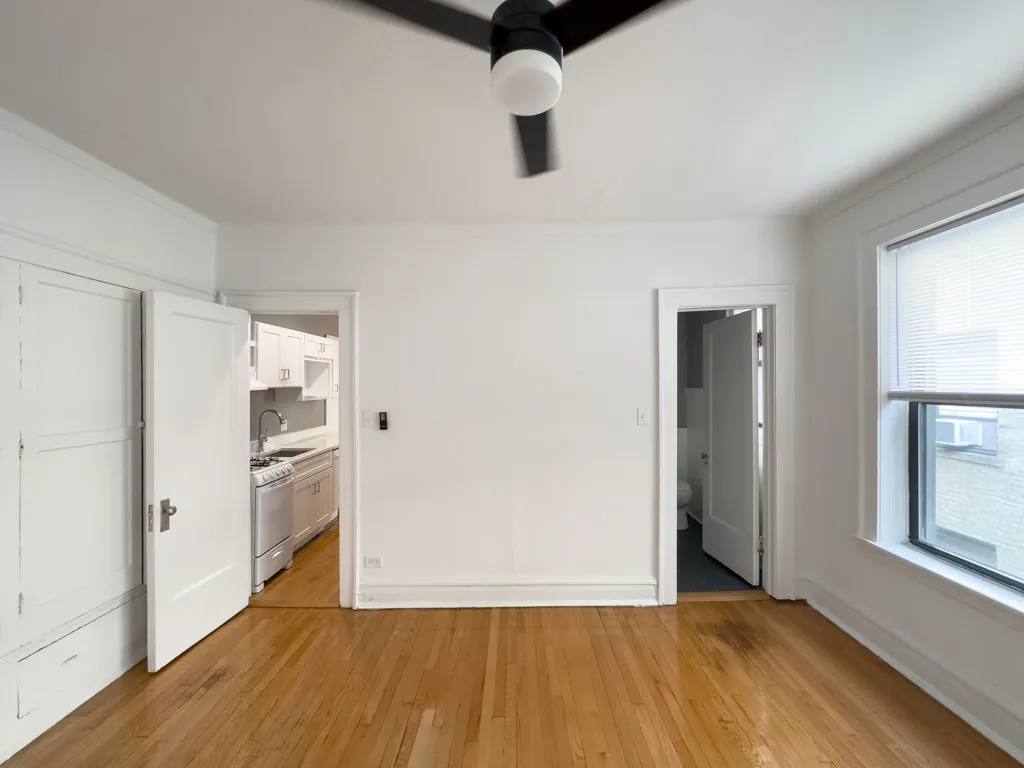 441 W Melrose St, ,  60657, USA 60657-unit#2B-Chicago-IL