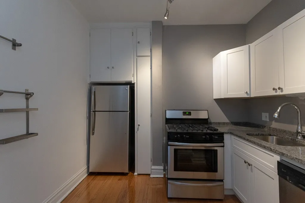 445 W Melrose St, ,  60657, USA 60657-unit#3A-Chicago-IL