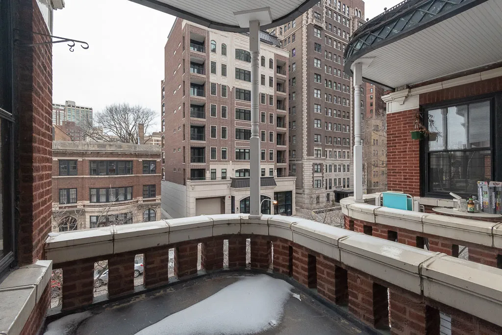 445 W Melrose St, ,  60657, USA 60657-unit#3A-Chicago-IL