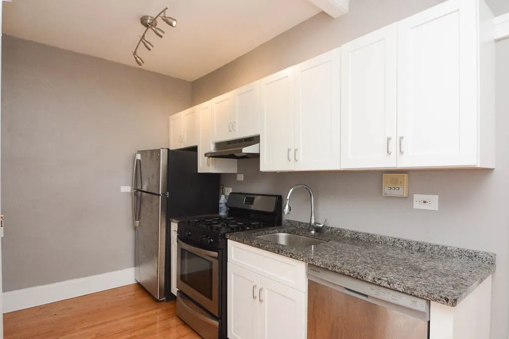 626 W Stratford Pl, ,  60657, USA 60657-unit#3E-Chicago-IL