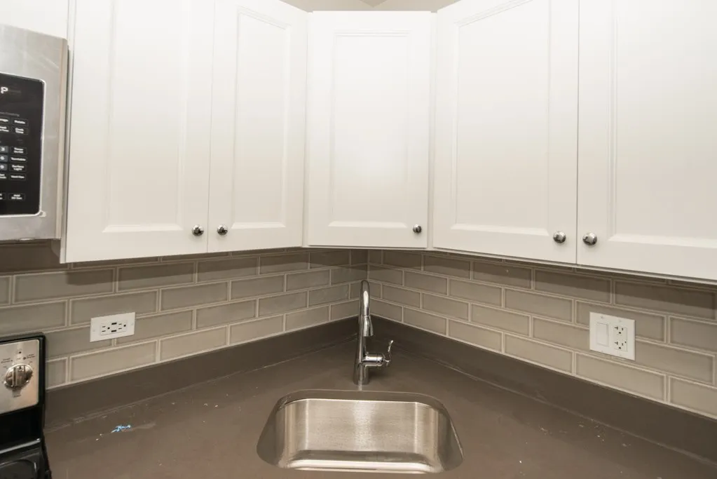 817 W Lakeside Pl, ,  60640, USA 60640-unit#208-Chicago-IL