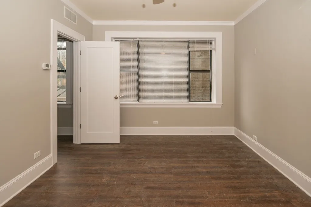 817 W Lakeside Pl, ,  60640, USA 60640-unit#208-Chicago-IL