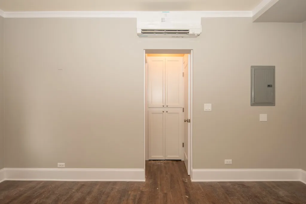 817 W Lakeside Pl, ,  60640, USA 60640-unit#208-Chicago-IL