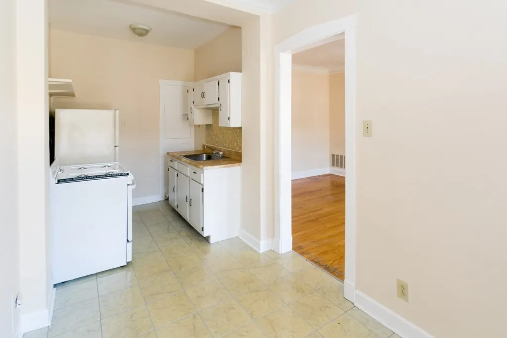 2244 W Wilson Ave, , 60625, USA 60625-unit#211-Chicago-IL