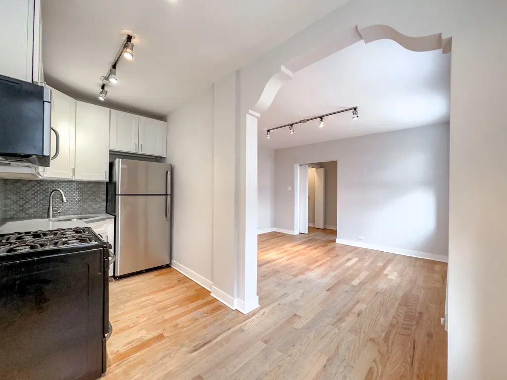 2420 N Kedzie Blvd, ,  60647, USA 60647-unit#202-Chicago-IL