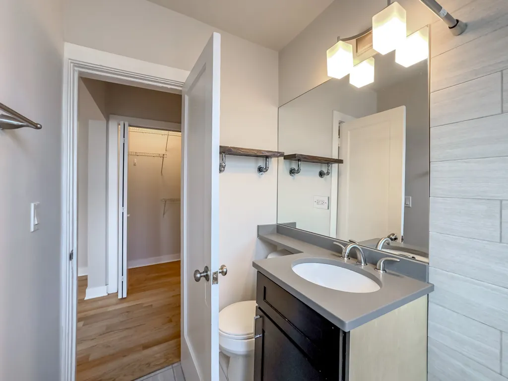 2420 N Kedzie Blvd, ,  60647, USA 60647-unit#202-Chicago-IL