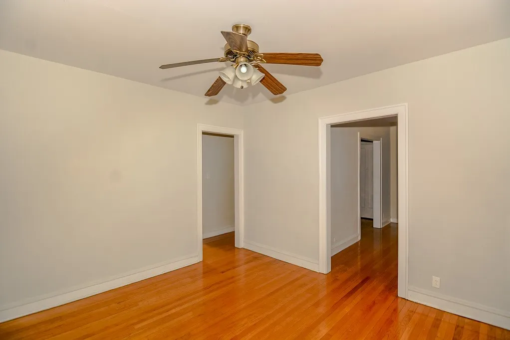 1121 W Oakdale Ave, ,  60657, USA 60657-unit#2A-Chicago-IL