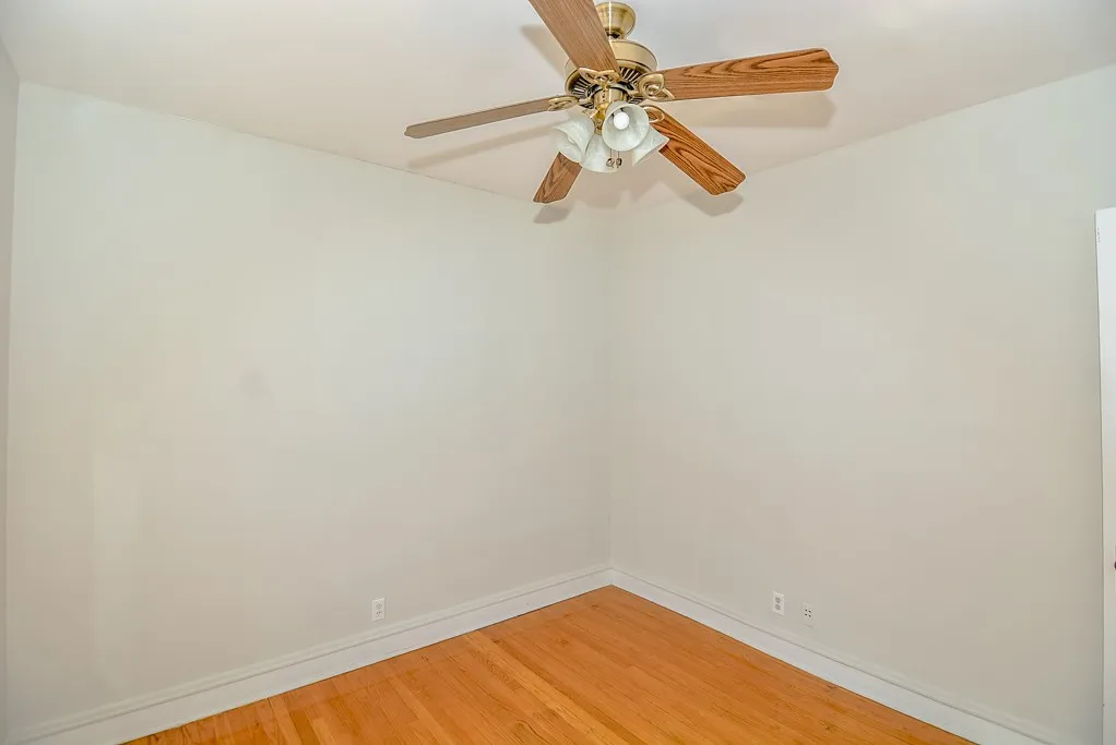 1121 W Oakdale Ave, ,  60657, USA 60657-unit#2A-Chicago-IL