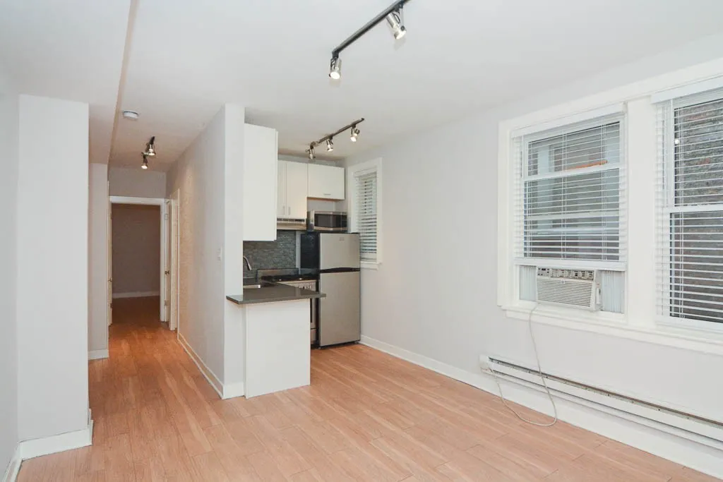 511 W Belmont Ave, ,  60657, USA 60657-unit#5-Chicago-IL