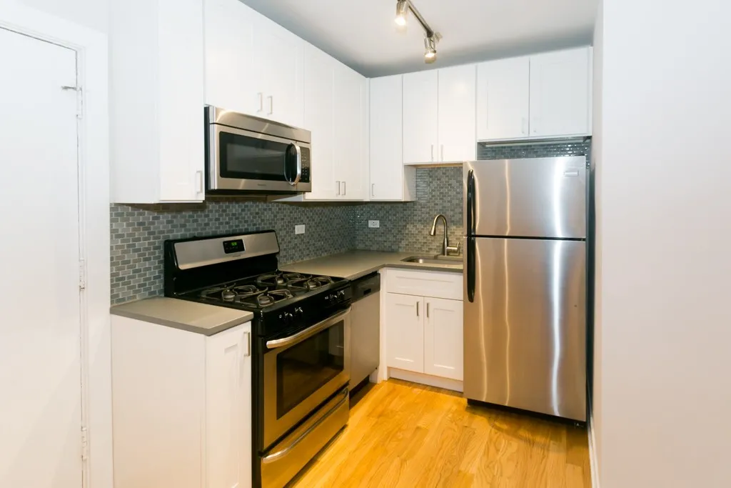 2420 N Kedzie Blvd, ,  60647, USA 60647-unit#204-Chicago-IL