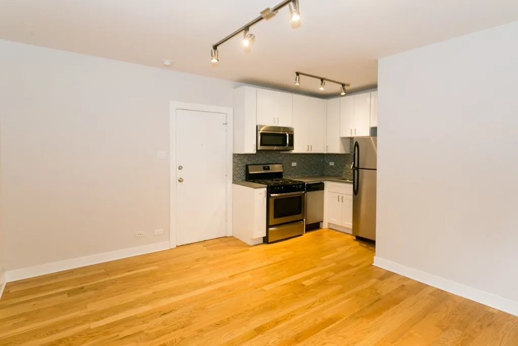 2420 N Kedzie Blvd, ,  60647, USA 60647-unit#204-Chicago-IL