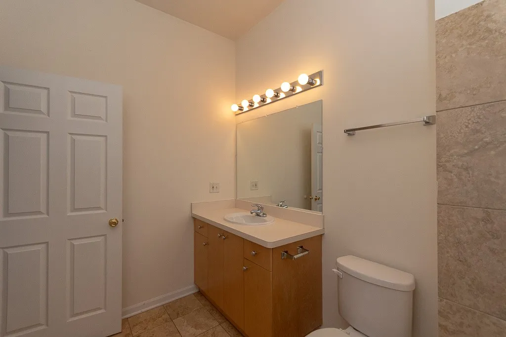 1260 N Greenview Ave, ,  60642, USA 60642-unit#1R-Chicago-IL