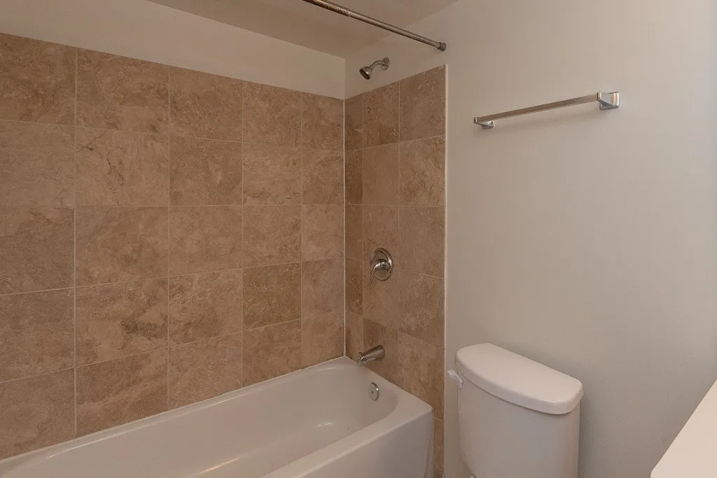 1260 N Greenview Ave, ,  60642, USA 60642-unit#1R-Chicago-IL