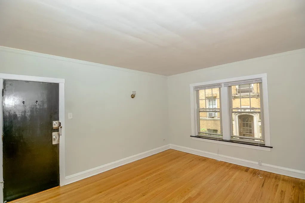 2106 W Ainslie St, ,  60625, USA 60625-unit#1N-Chicago-IL