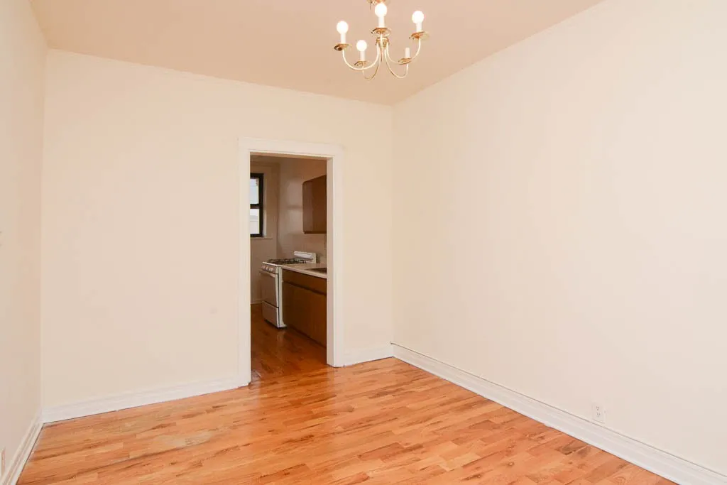 813 W Waveland Ave, , 60613, USA 60613-unit#2S-Chicago-IL