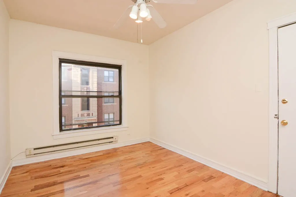 813 W Waveland Ave, , 60613, USA 60613-unit#2S-Chicago-IL
