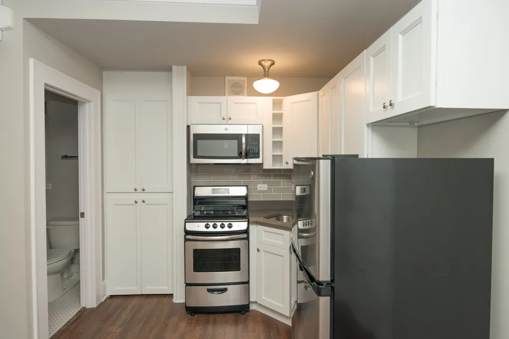 817 W Lakeside Pl, , 60640, USA 60640-unit#204-Chicago-IL