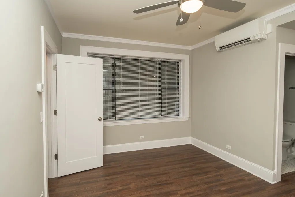 817 W Lakeside Pl, , 60640, USA 60640-unit#204-Chicago-IL