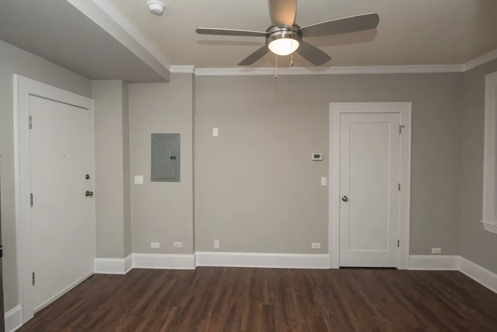 817 W Lakeside Pl, , 60640, USA 60640-unit#204-Chicago-IL