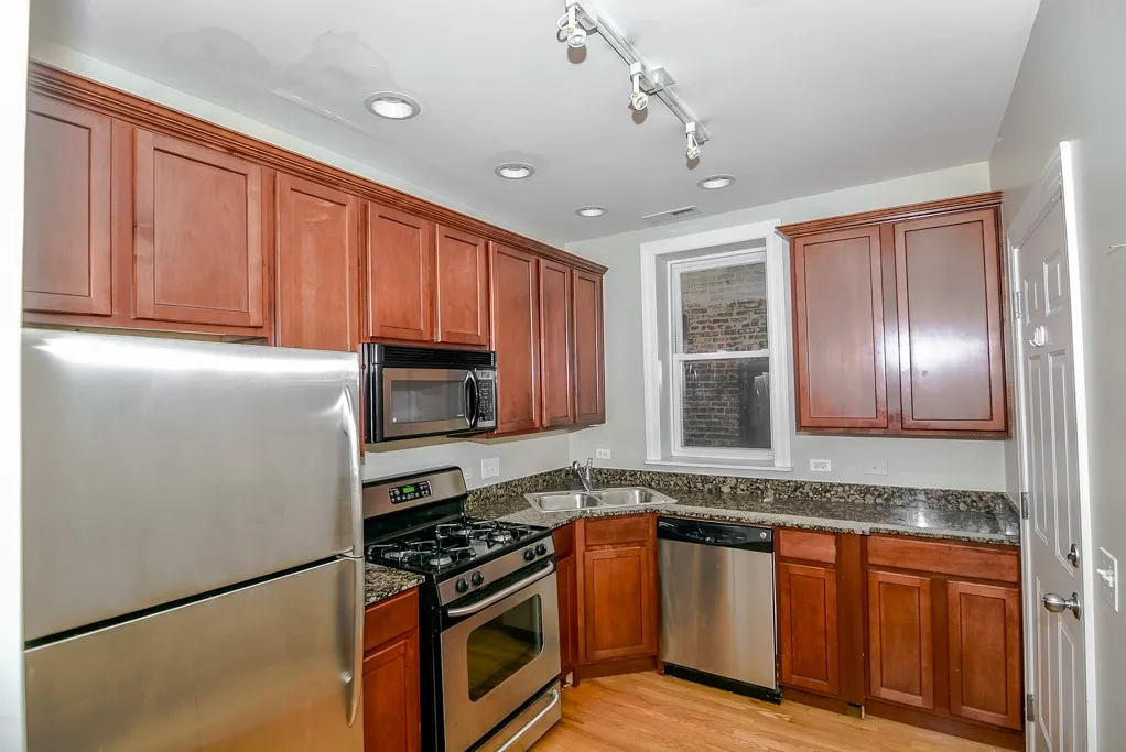 3254 N Clifton Ave, , 60657, USA 60657-unit#2W-Chicago-IL