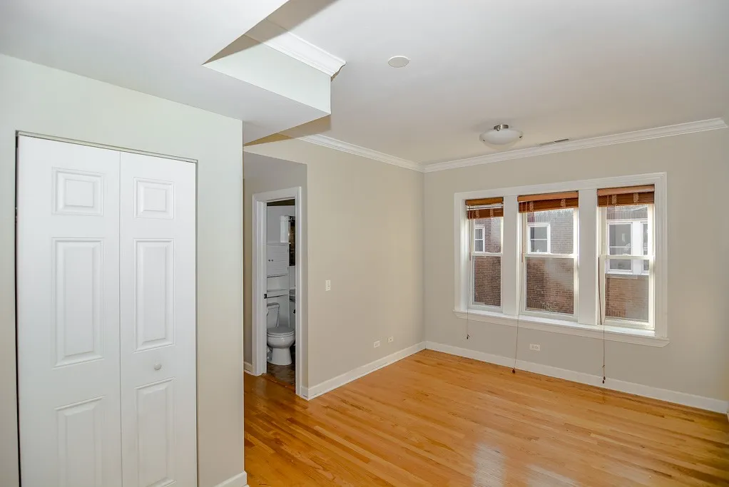 3254 N Clifton Ave, , 60657, USA 60657-unit#2W-Chicago-IL