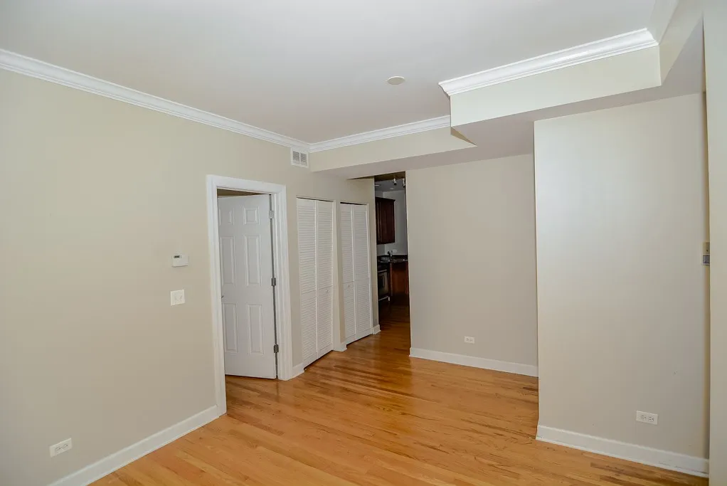 3254 N Clifton Ave, , 60657, USA 60657-unit#2W-Chicago-IL