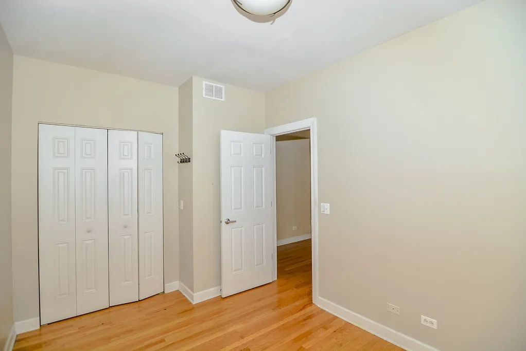 3254 N Clifton Ave, , 60657, USA 60657-unit#2W-Chicago-IL
