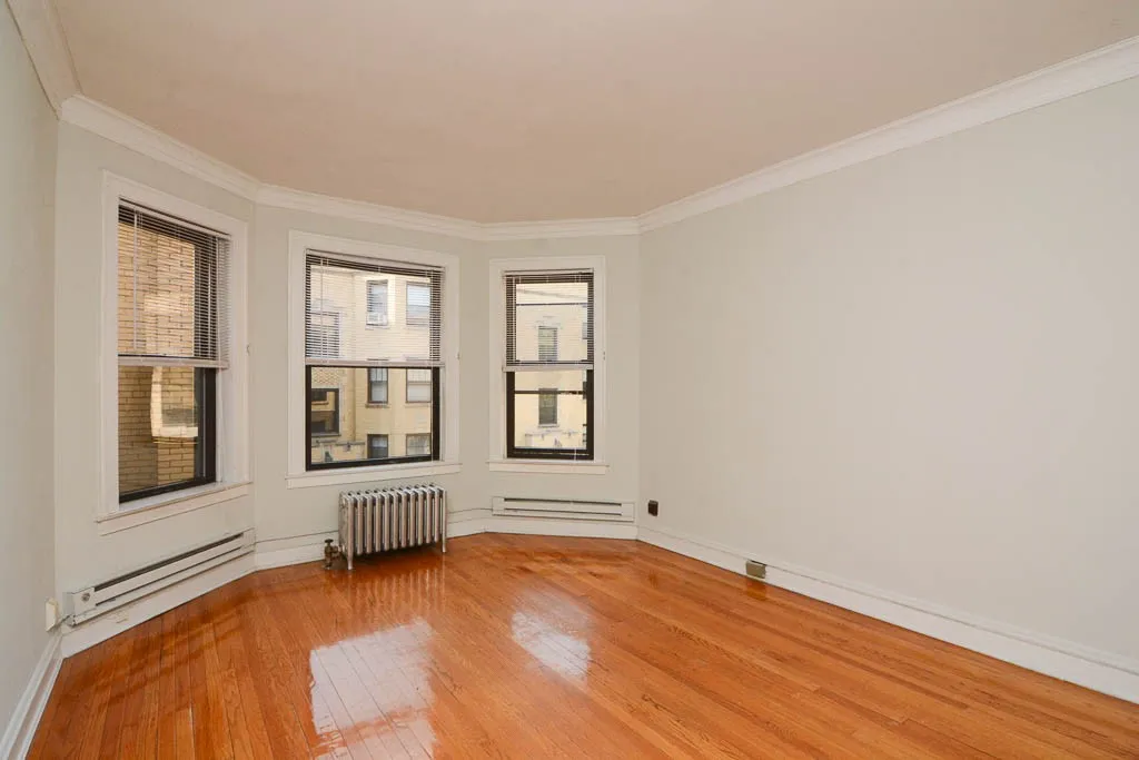1117 W Oakdale Ave, , 60657, USA 60657-unit#2B-Chicago-IL